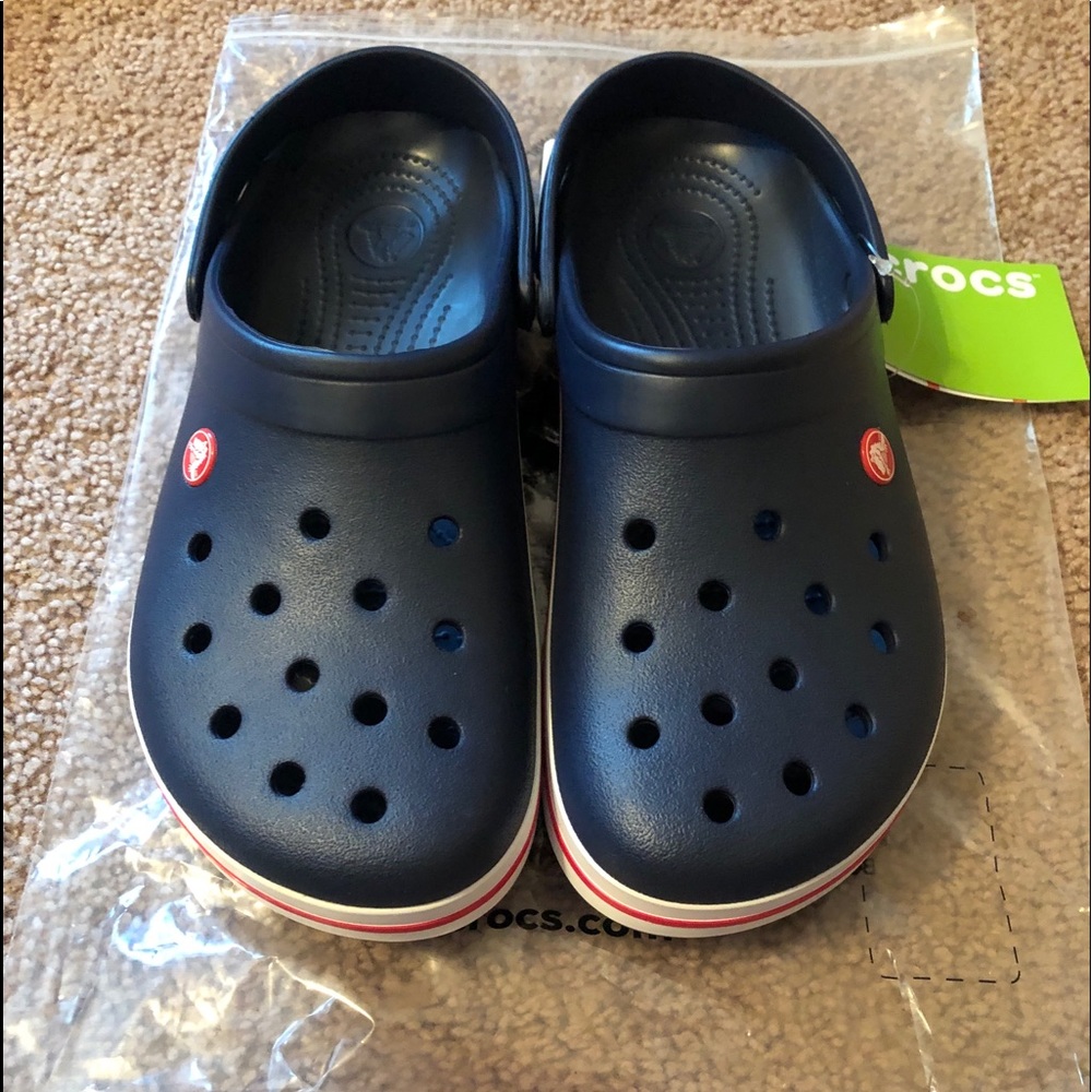 NWT NAVY AUTHENTIC CROCS